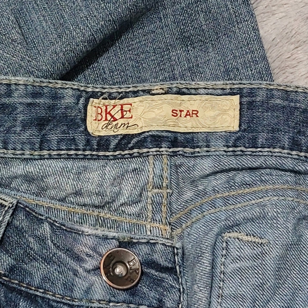 BKE - Picture 5 of 6